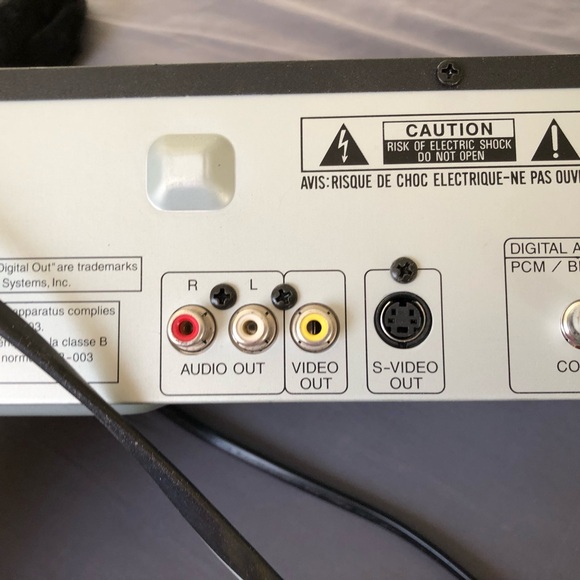 Magnavox DVD/CD Player Model DVD611AT Black Tested No Remote or Cables - Picture 7 of 7